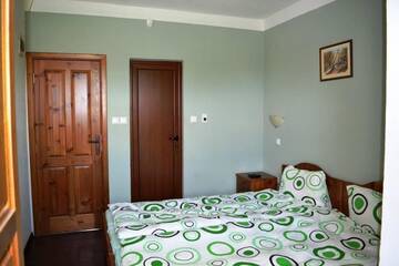 Фото номера Дом с 5 спальнями Гостевой дом Sichanova Guest House г. Brŭchkovtsi 13